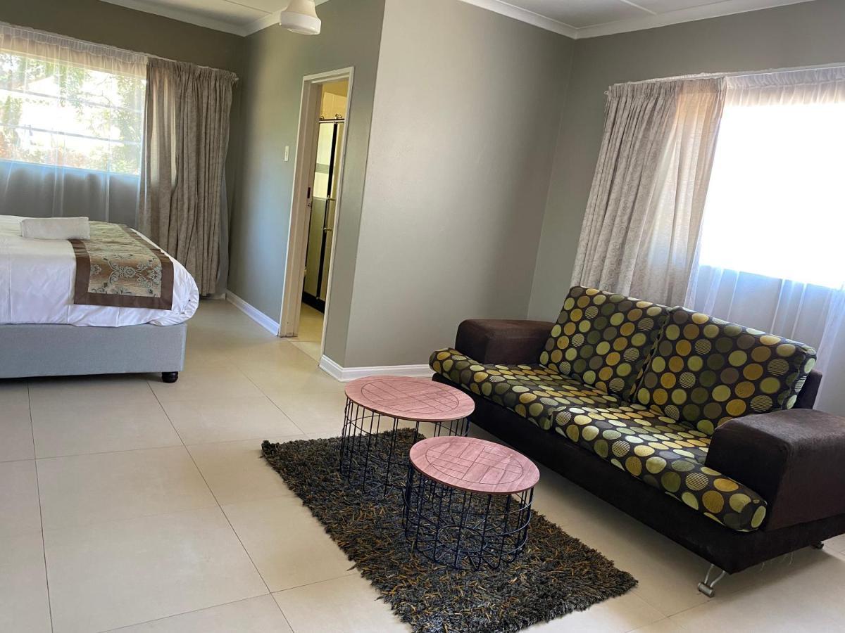 Savoy Hotel Fort Beaufort Exteriér fotografie