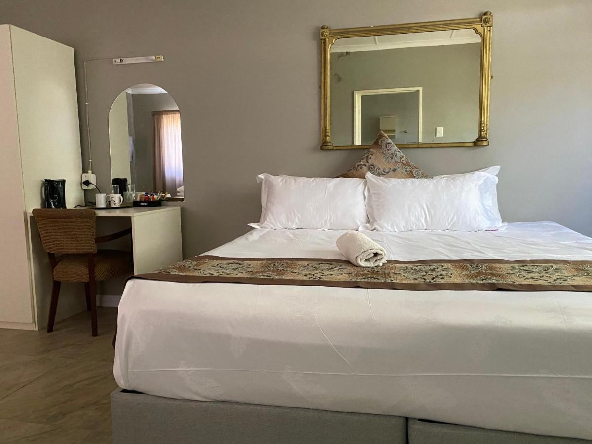 Savoy Hotel Fort Beaufort Exteriér fotografie