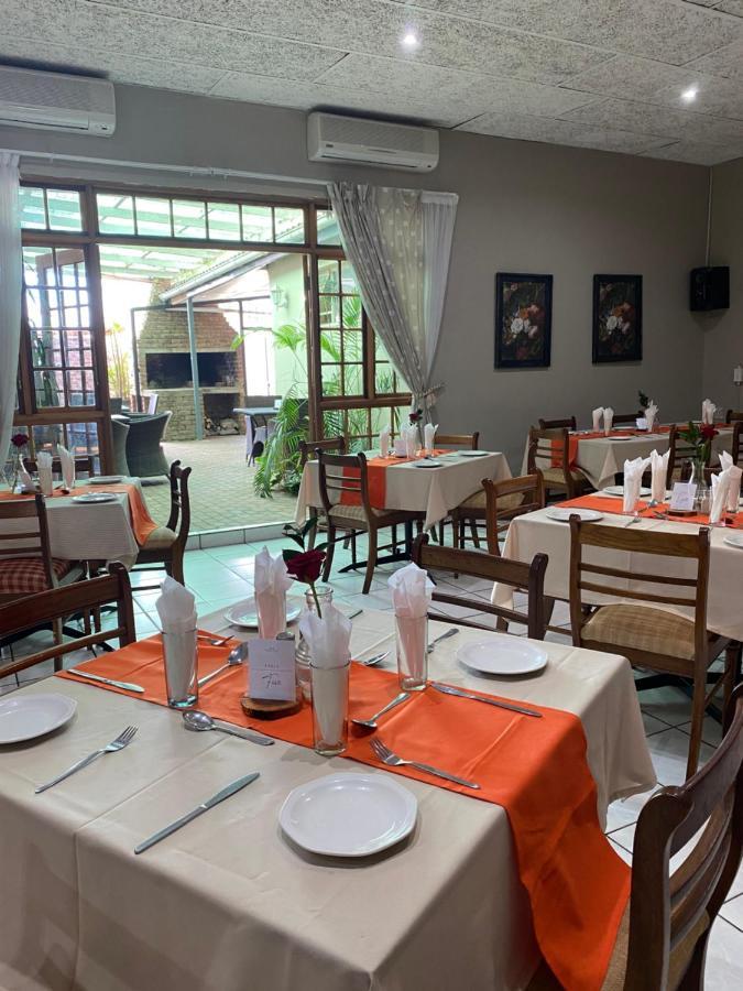 Savoy Hotel Fort Beaufort Exteriér fotografie